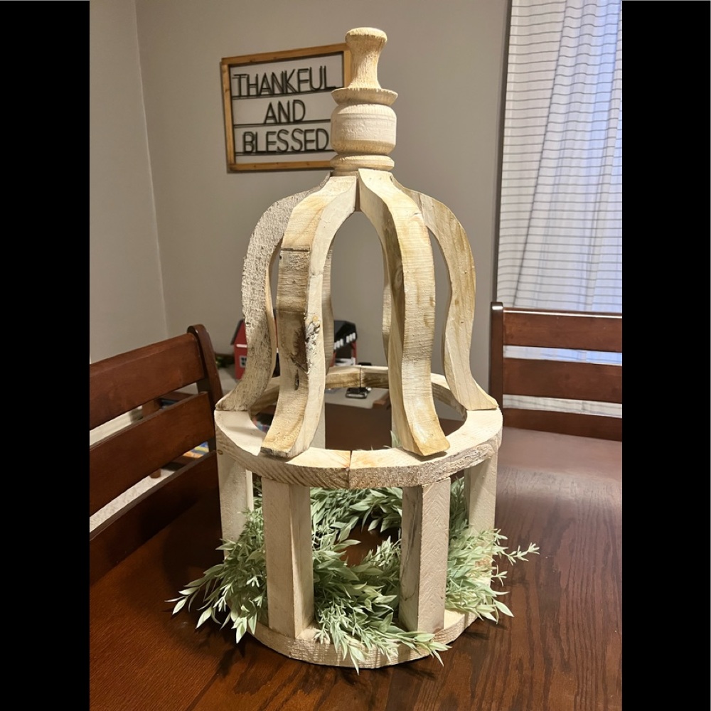 Centerpiece, rustic farmhouse